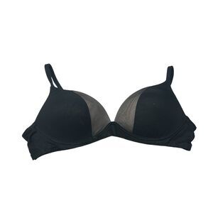 Victorias Secret Black No-wire bra 34C 
Wire free